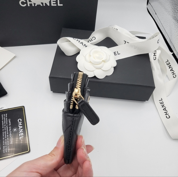 Brand new 22S authentic Chanel zipped card holder wallet - Picture 6 of 15